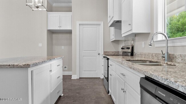 Building Photo - 1025 Timber Trails Rd
