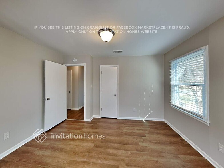 Building Photo - 9924 Starwood Dr