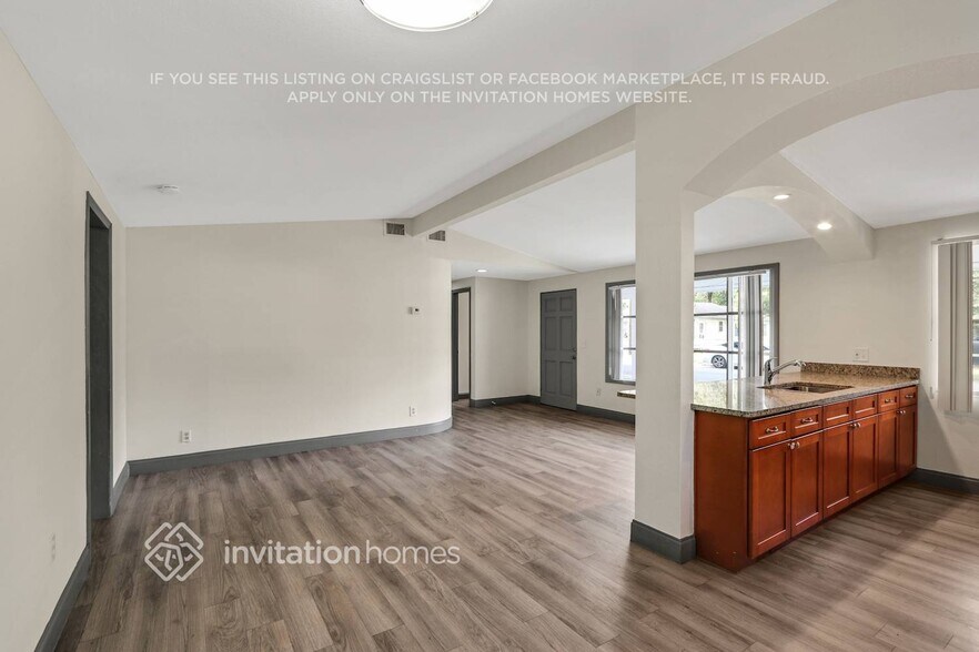 Building Photo - 3510 N 35th St