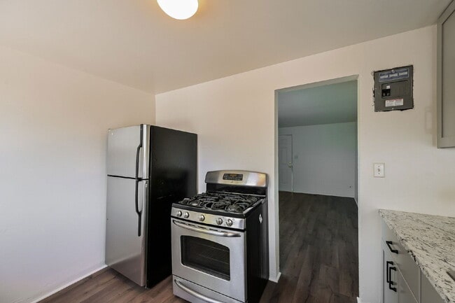 Building Photo - 9295 E 14th Ave