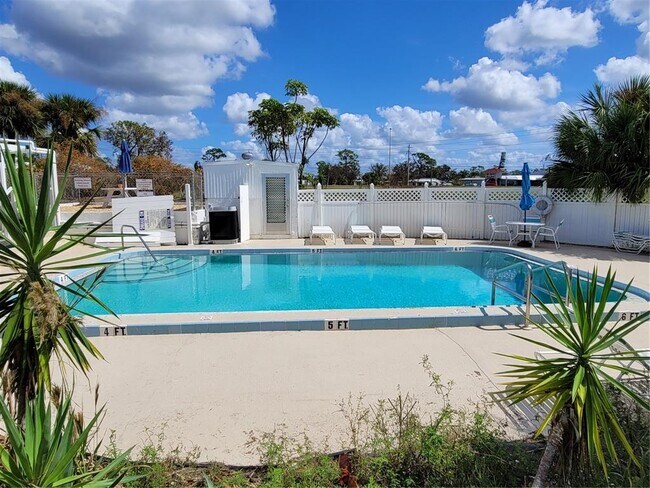 Building Photo - 14447 Worthwhile Rd