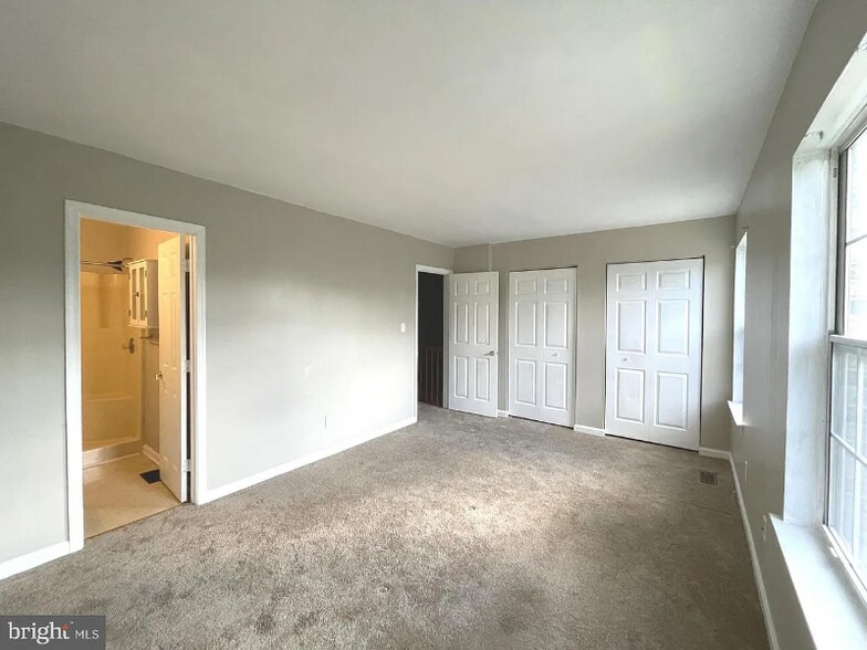 Building Photo - 3038 Tipton Way