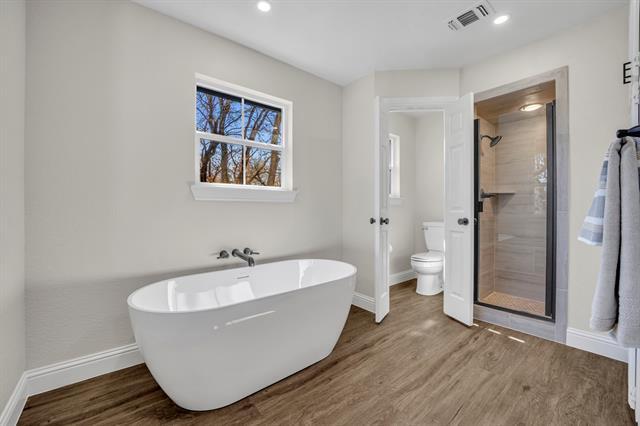 Building Photo - 7004 Ledbetter Rd