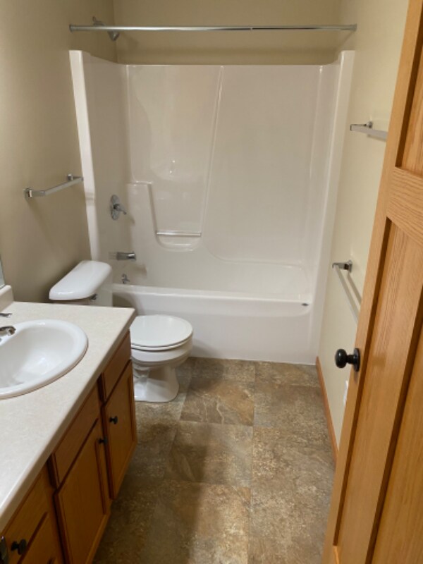 Building Photo - 4626 35 St NW