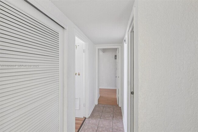 Building Photo - 19390 Collins Ave