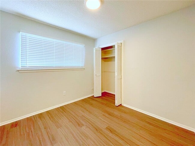 Building Photo - 11807 Knights Bridge