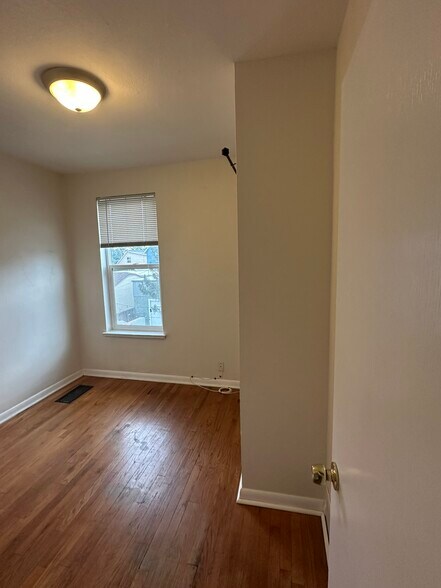 Bedroom 2 - 42 Fox St