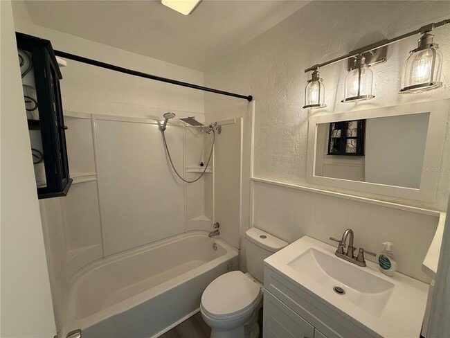 Building Photo - 5995 59th Way N