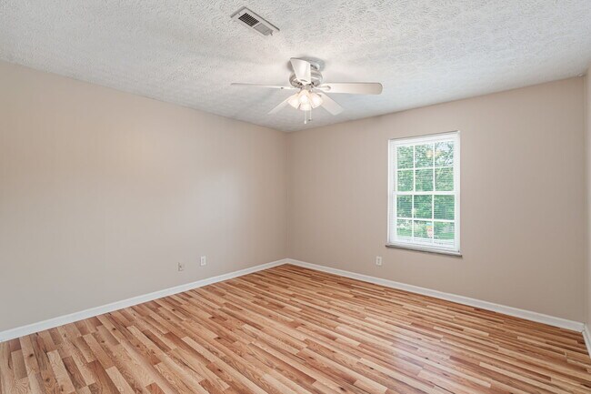 Building Photo - 4801 Cannon Ridge Dr