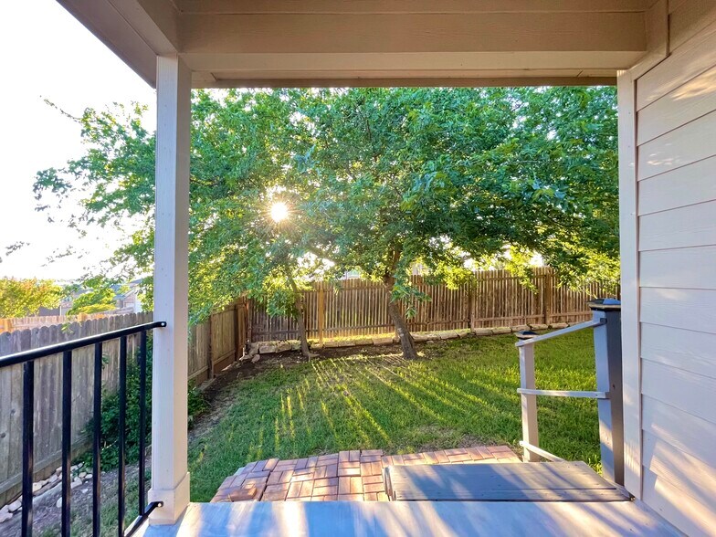 Building Photo - 10228 Crescendo Ln