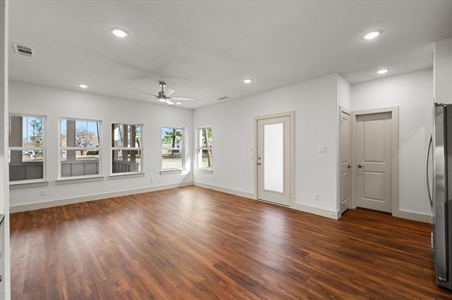 Building Photo - 508 E Kimball St