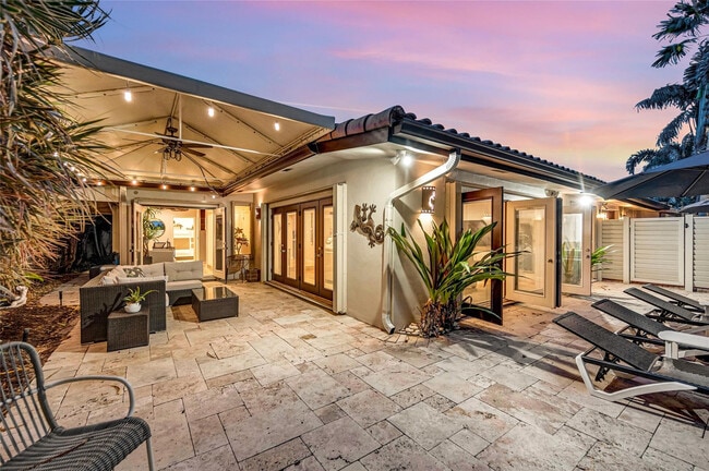 Building Photo - 2757 NE 20th St