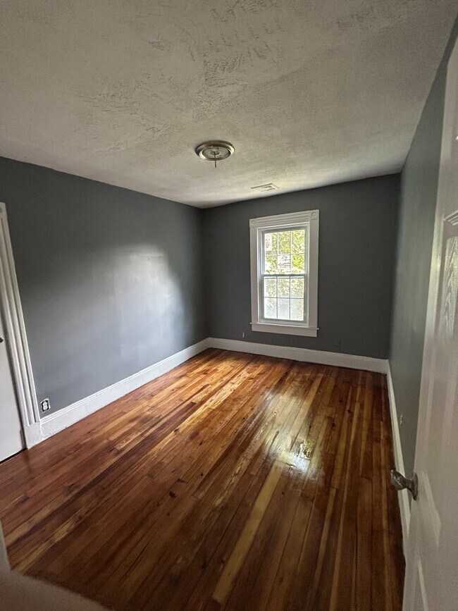 Building Photo - 37-39-39 Wilmont St