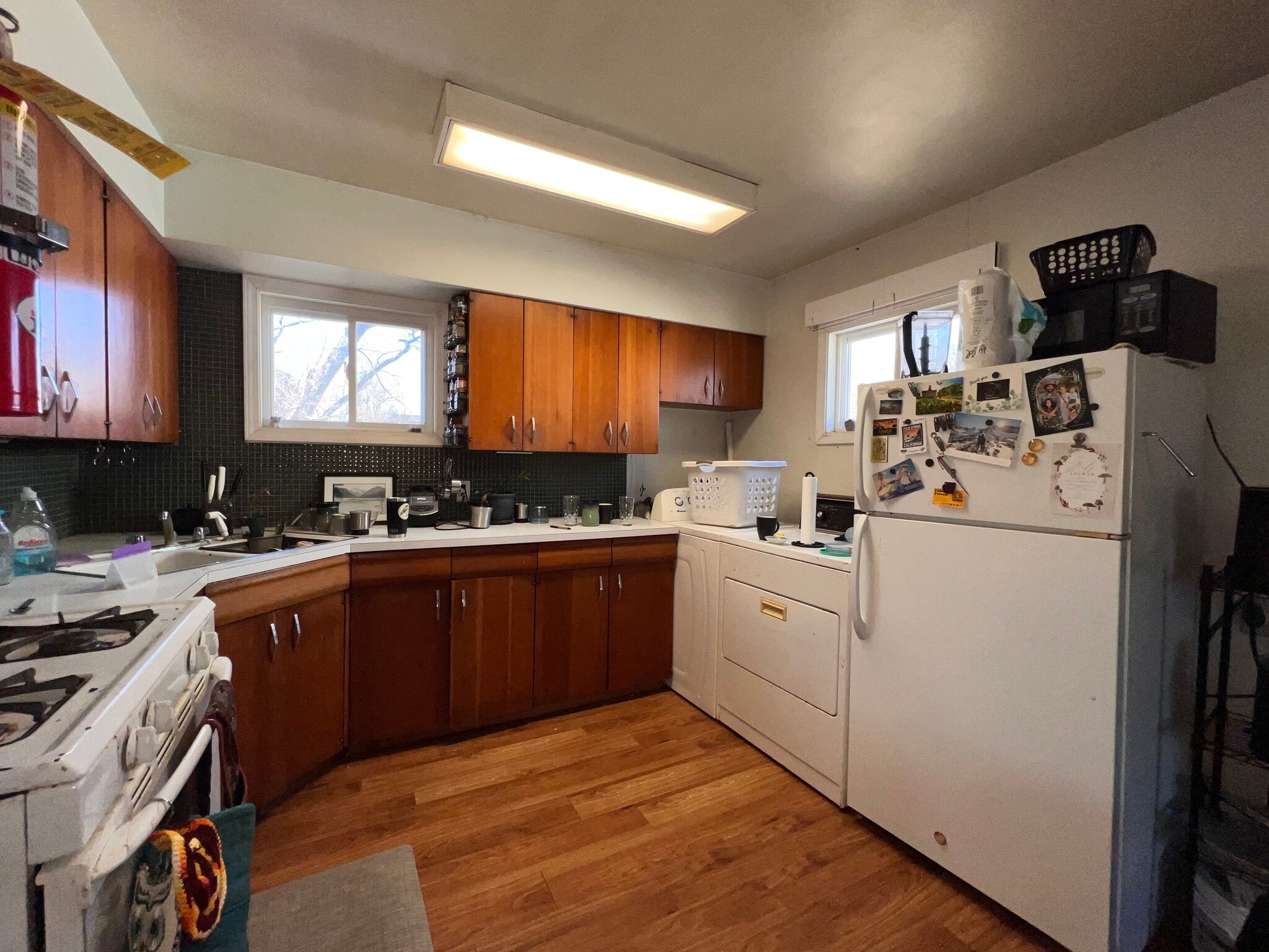 Building Photo - 718 7th Ave