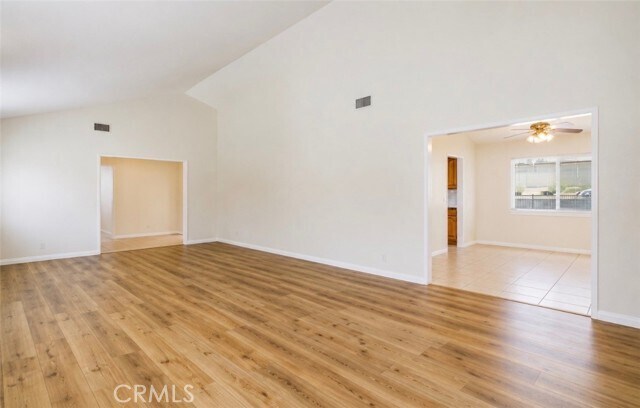 Building Photo - 13445 Oak Mesa Dr