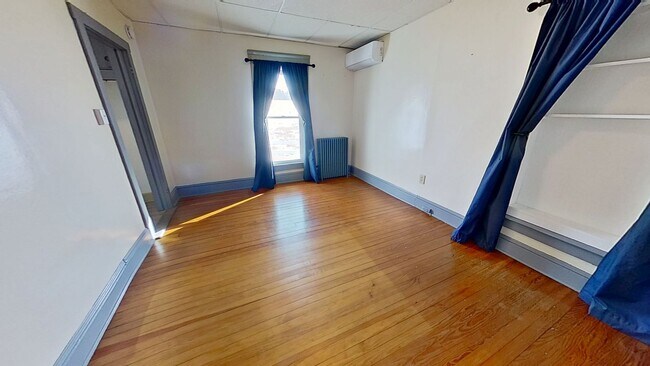 Building Photo - 13728 Winterstown Rd