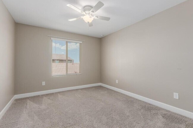 Building Photo - 6711 E Via Arroyo Largo
