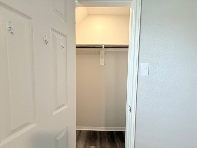 Building Photo - 27233 Crevalle Jack Ln