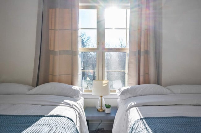 Building Photo - 3319 Old Hickory Blvd