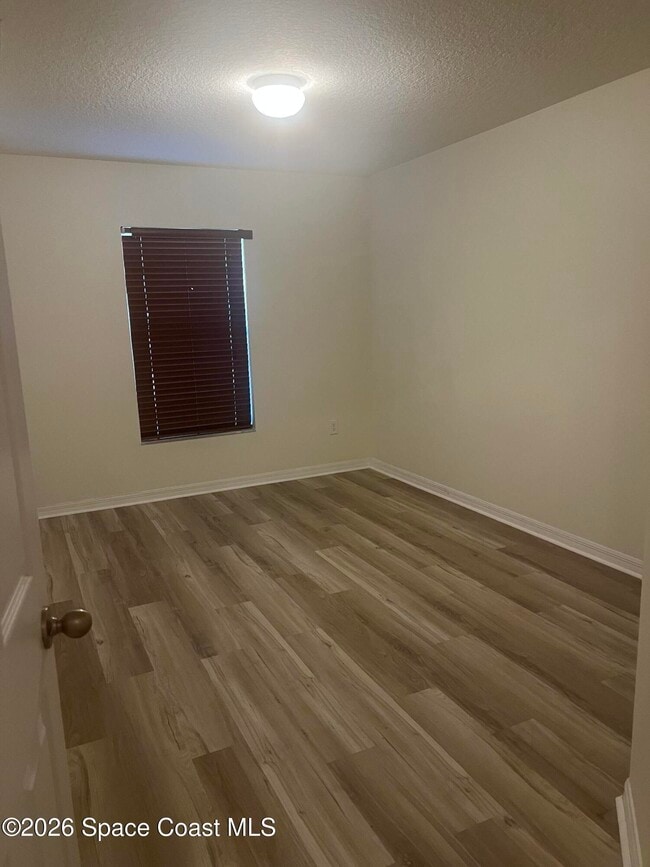 Building Photo - 241 Paquita Cir