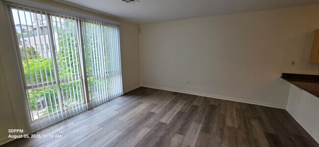 Building Photo - DOWNTOWN SAN DIEGO - LITTLE ITALY Nice 2 Bedroom 2 Bath Condo in Piazza Palermo. AVAILABLE NOW!