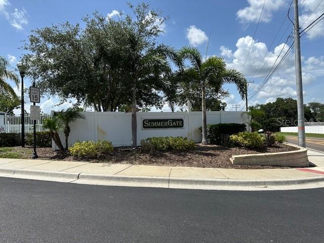 Building Photo - 1225 Summergate Dr