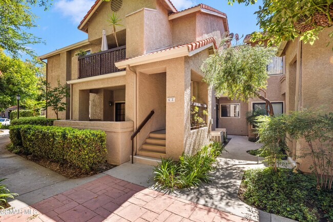 Building Photo - 2328 Archwood Ln