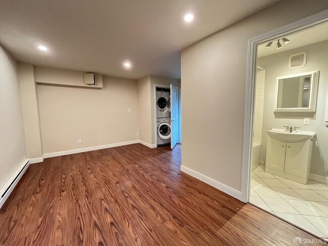 Building Photo - 3645 25th St