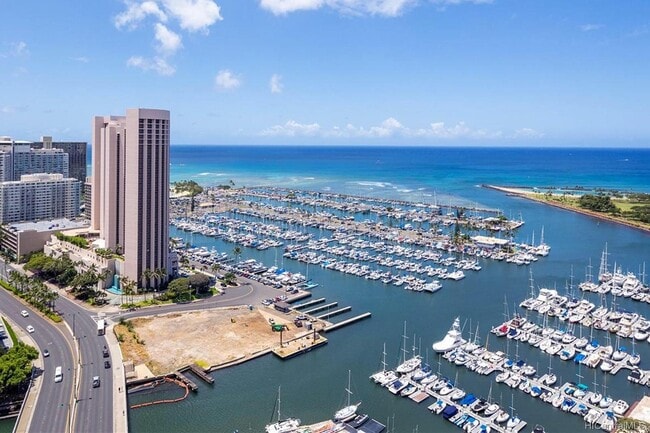 Building Photo - 1650 Ala Moana Blvd