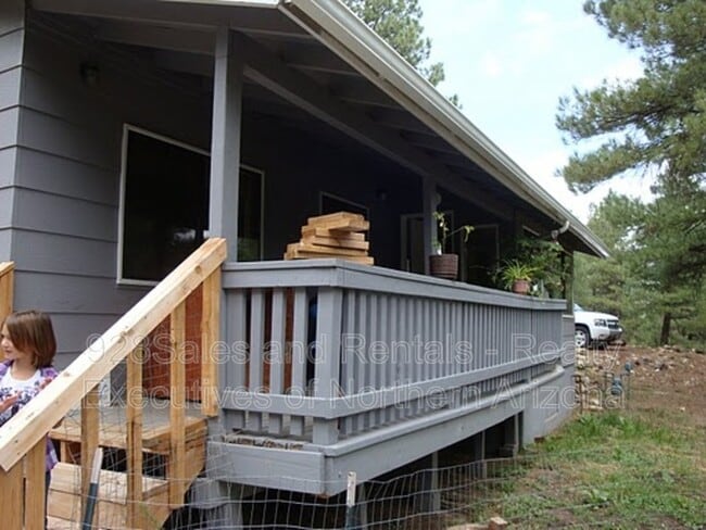 Building Photo - 2352 Chof Trail