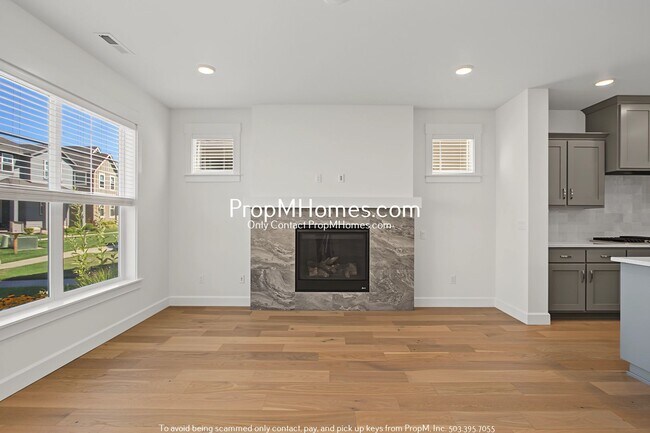 Building Photo - Newer Three Bedroom Home in Reed's Crossing!