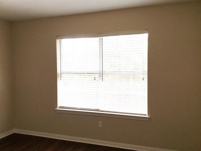 Building Photo - 6603 Gorton Dr
