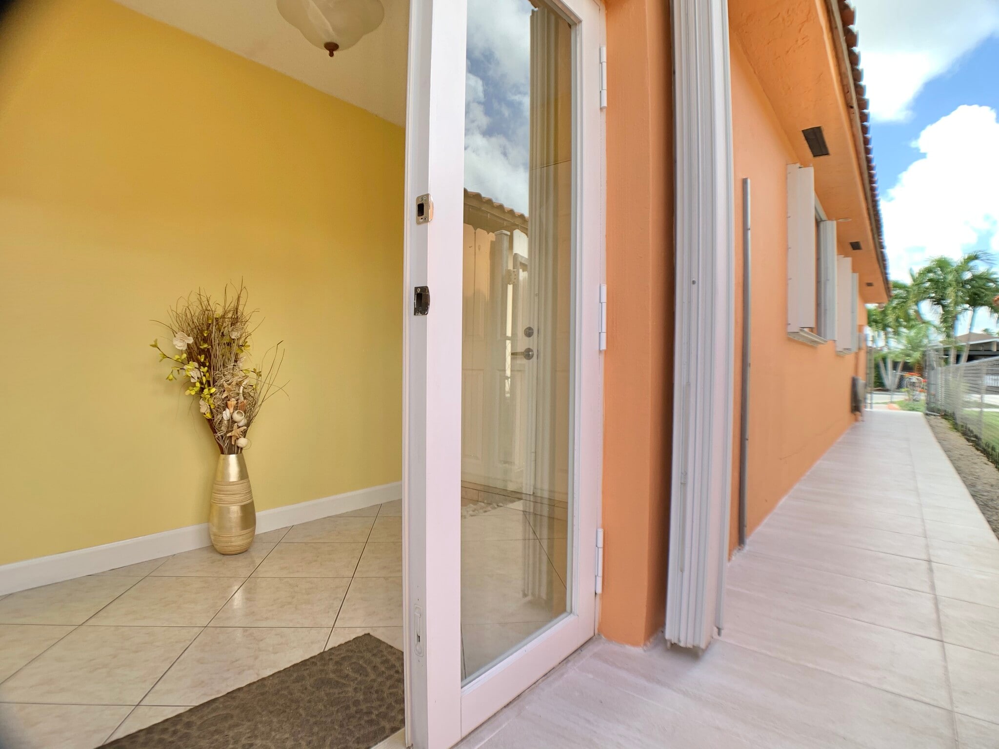 Building Photo - 6411 W 22nd Ct