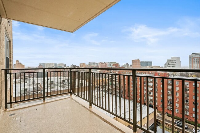 Building Photo - 131-01 40th Rd