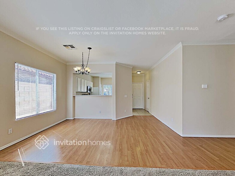 Building Photo - 8124 E Osage Ave