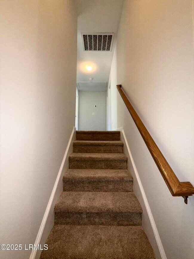 Building Photo - 1069 S Innovation Dr