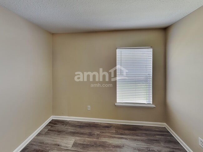 Building Photo - 76191 Long Pond Loop