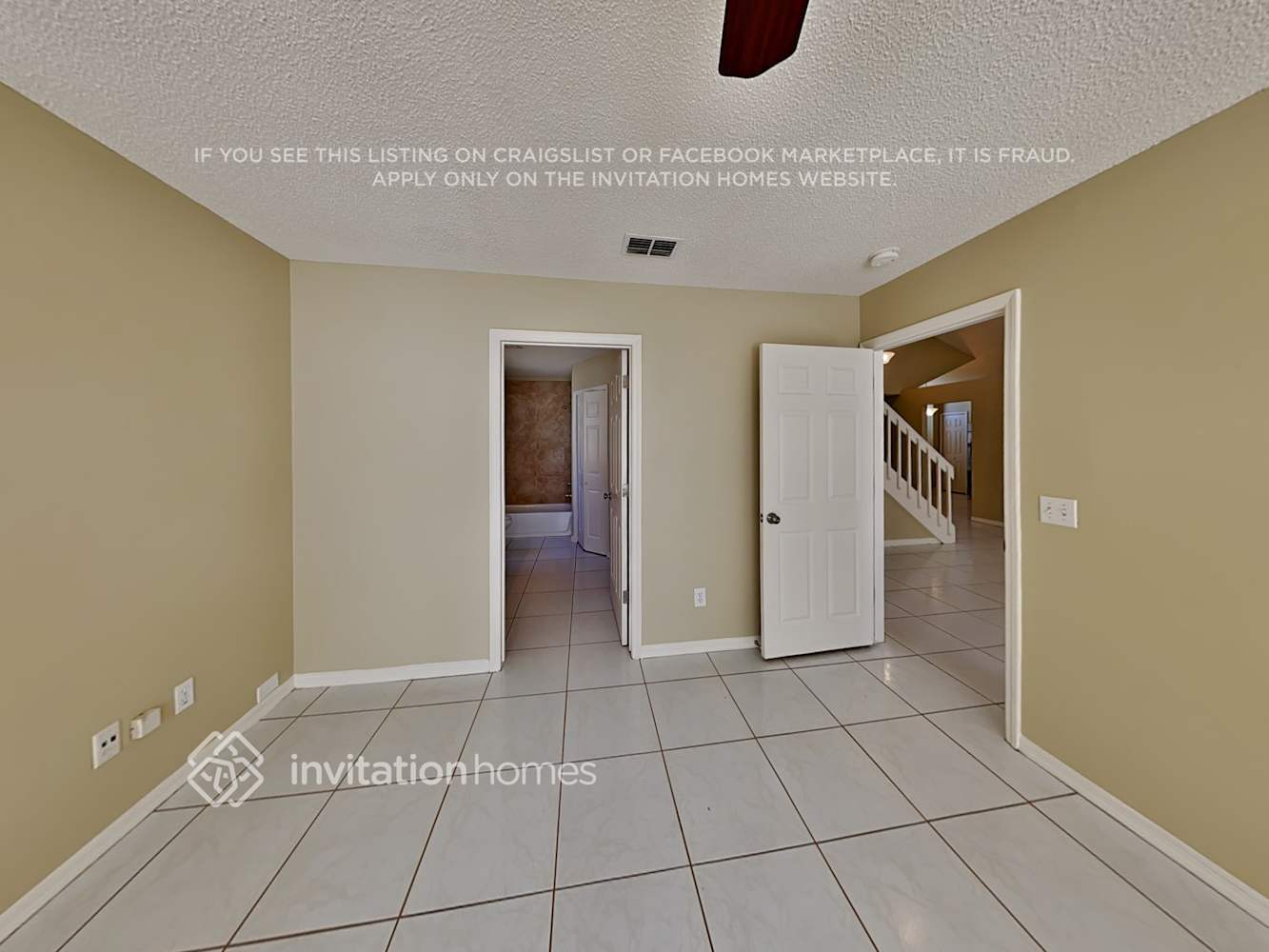 Building Photo - 609 Silver Birch Pl