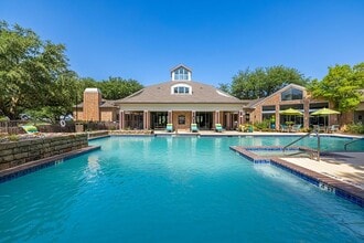 Building Photo - Brooks on Preston