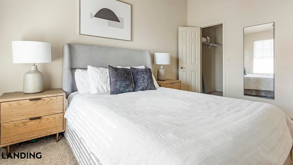 Building Photo - 2700 N 7th St