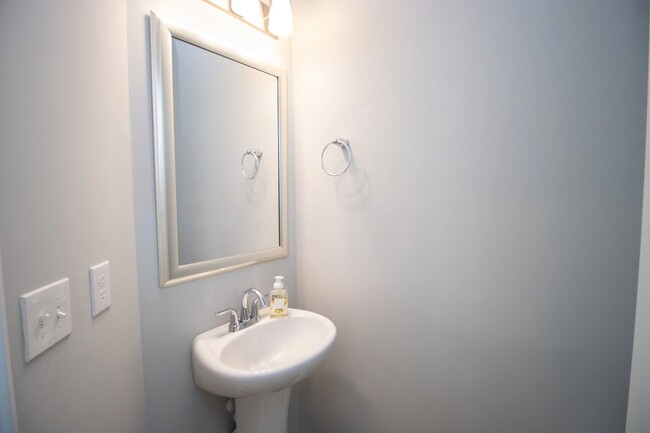 Building Photo - Beautiful 3bed/2 bath home in Ashcroft