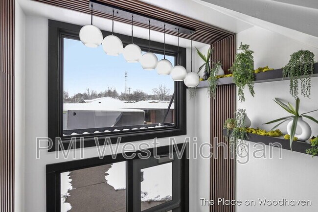 Building Photo - 8428 Woodhaven Dr SW