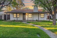 Building Photo - 1749 Christina Ave