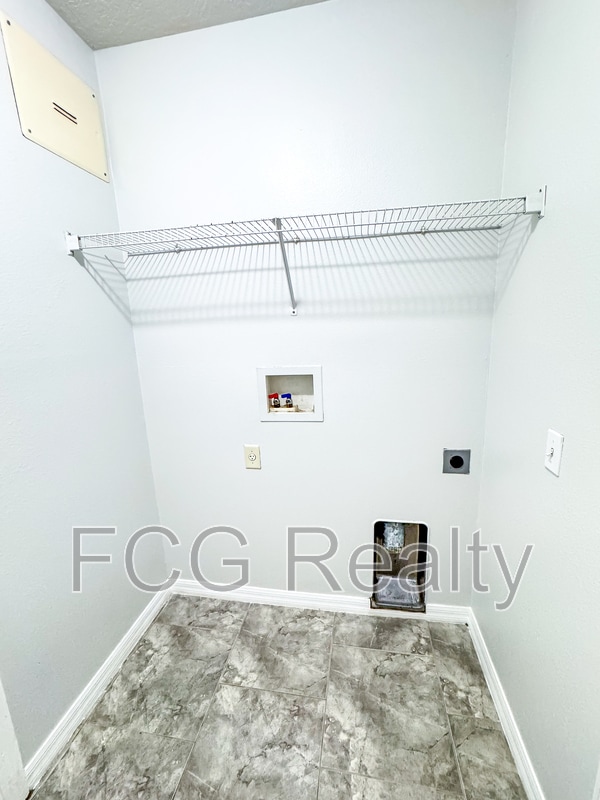 Building Photo - 702 Colville Pl