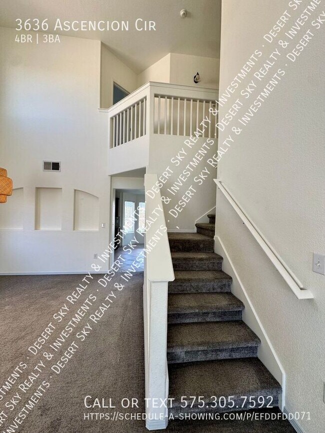 Building Photo - 3636 Ascencion Cir