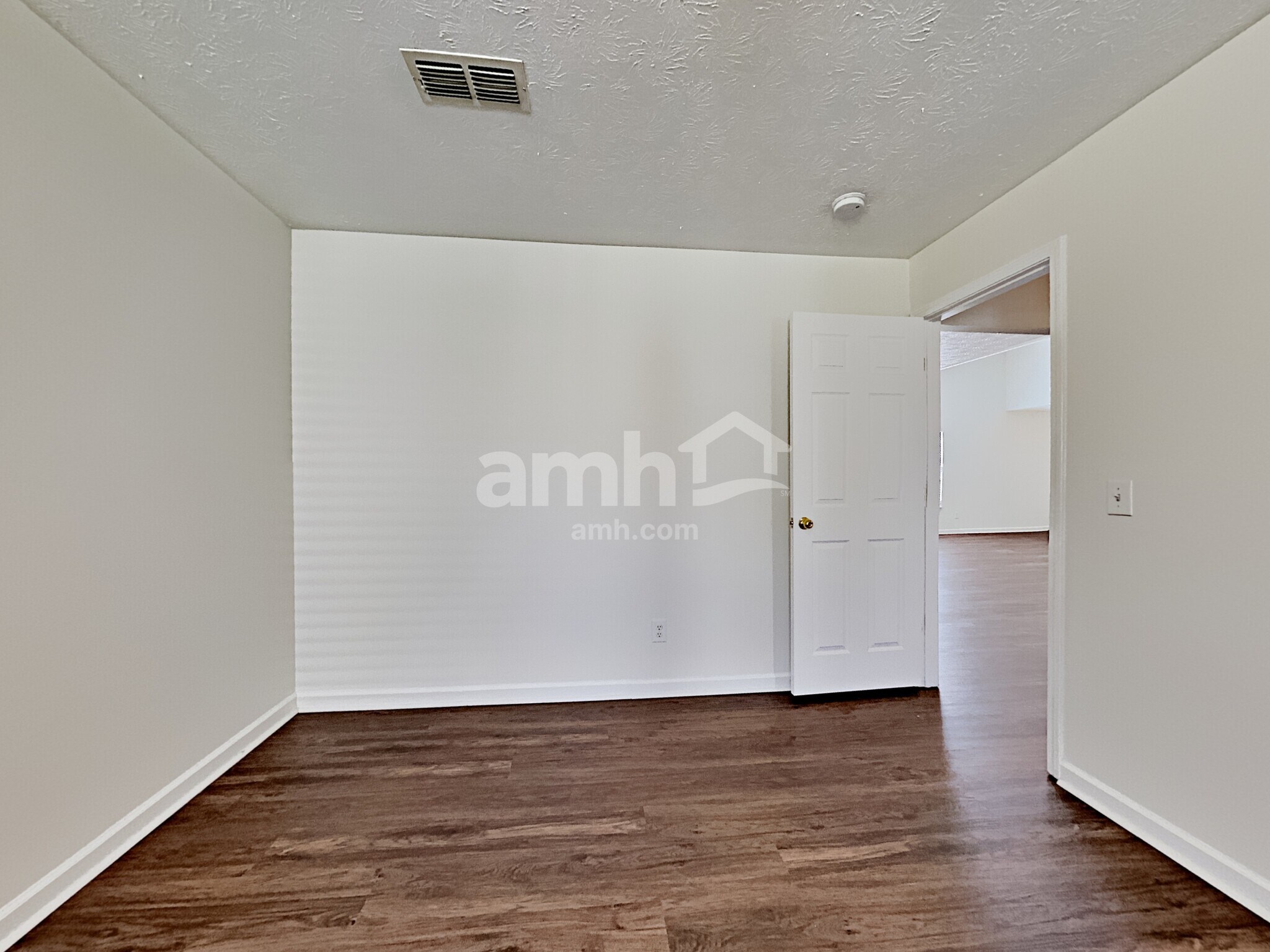 Building Photo - 2207 Erin Ln