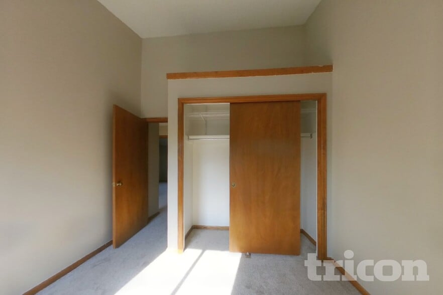 Building Photo - 17490 E Eldorado Cir