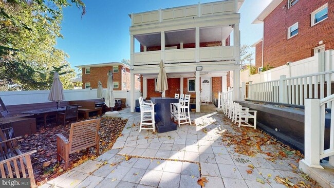 Building Photo - 4145 21st Rd N