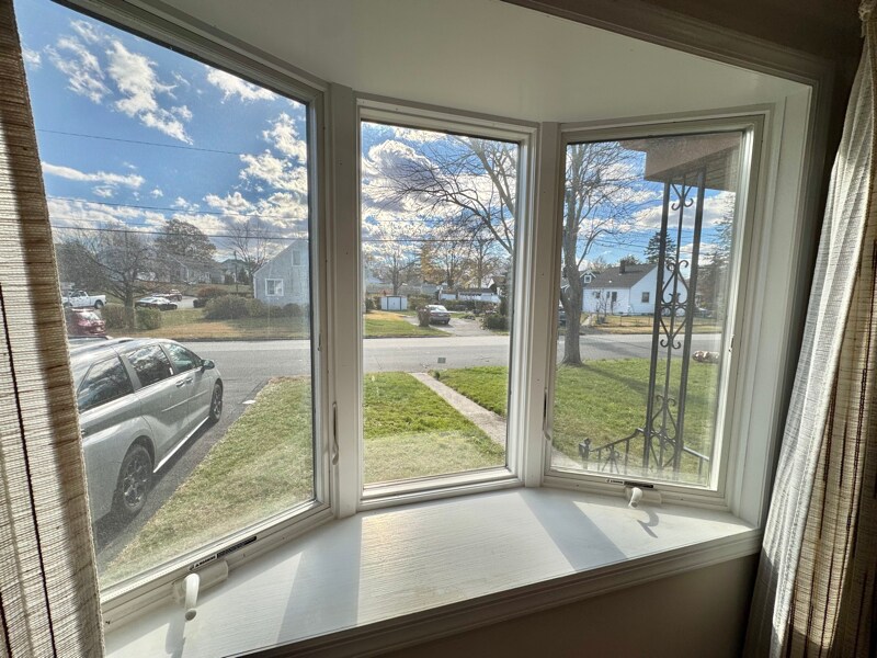 Building Photo - 3 Seymour Ave