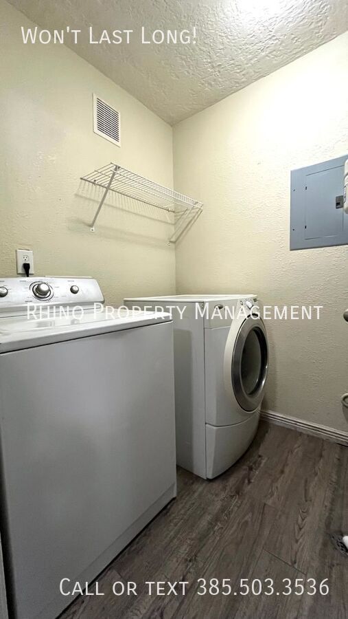 Building Photo - 8042 Copperfield Pl